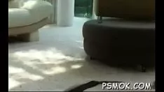 Reproducir Libidinoso juguetemissy huevo poniendo tirado y saboreando un humo silencioso