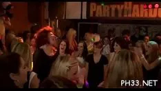 Jouer Parti politique cocottes porno