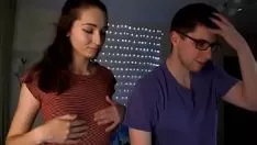 تشغيل 1twotreycum زوج مراهق ساخن يقوم بكاميرا ويب مثيرة