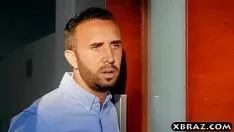 Redare Iedera Madison pasionată și plină de sâni ia înapoi organismului un pornoasterisc