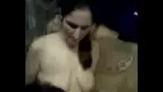 播放 未知事件袭击加拿大已婚妇女