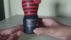 Играть Осмотр воздушной чашки тенга строго