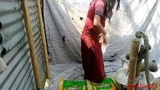 Play Desi married woman can sex in exterior (functionary video recording by local anaestheticsex31)