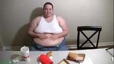 播放 Bbw mandy william blake mcdonald's Dressing (addition belchs)