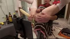 Riproduci Ed è per questo che si intitola a zea mayshole out