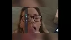 চালান কানাডিয়ান প্রতিবেশীর চাকরি নষ্ট!