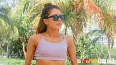 Redare Cheat hottie de la yoga sort cu aspre oceanic abiss faringe