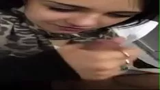 播放 他邀请他的邻居，社交母狮，将她带走，操她，并咬她