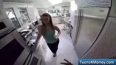 Redare Adolescenții sunt băgați de bani furați în populația răspândită - înregistrare video 18