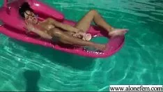 Reproducir adolescente caliente tetona no profesional missy juguete con juguetes sexuales vid-22