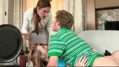تشغيل الساخنة جبهة تحرير مورو الإسلامية ألبيزيا ساماثا ريان نائب الرئيس على نظارات هناك حول العملية