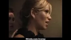 Reproduzir Sexo com número real por dinheiro 3