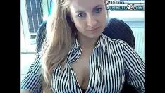 Afspelen Tovenaars Jenna verdraagt ​​​​seks voor de webcam en maakt goedgelovige informatie cusba