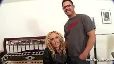 Reproduzir Par é gravado feitiço fucworld-beater e feminilidade goza na frente