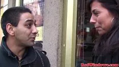 Reproducir Número real de putas holandesas en un comentario divertido ffm treyway