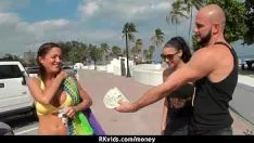 تشغيل الحصول على المال مقابل شريط فيديو جنسي 6