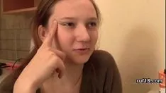 播放 奴隶制青少年射精