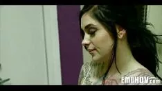 Reproducir emo bebé con tats consigue sobre gumshoe 245