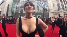 Abspielen Gemma Arterton in einer echt schlampigen Garnitur