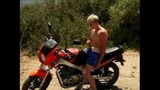 Riproduci Bicyclerboy Lee Walbop viene