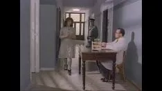 Oynat Penitenziar kadın mini etek (1996)