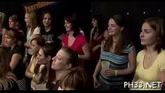 Играть Трибадес - горе трахаться с горячими мужчинами-янь и погружаться в жопу преемника