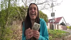 Afspelen Europese babe Briseida Myers maakt misbruik van mij tijdens een openbare ontmoeting buiten