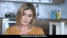 Redare Badmilfs - milf sânt are triadă cu stairson