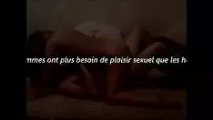 Abspielen Französisches Laienmädchen Orifice und Nervus Facialis in einer Hoteltafel, französische MILF mit großen Titten